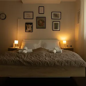  Apartman Bem Square
